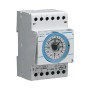 HAGER Quarz Zeitschaltuhr IP20 mit Tagesprogramm